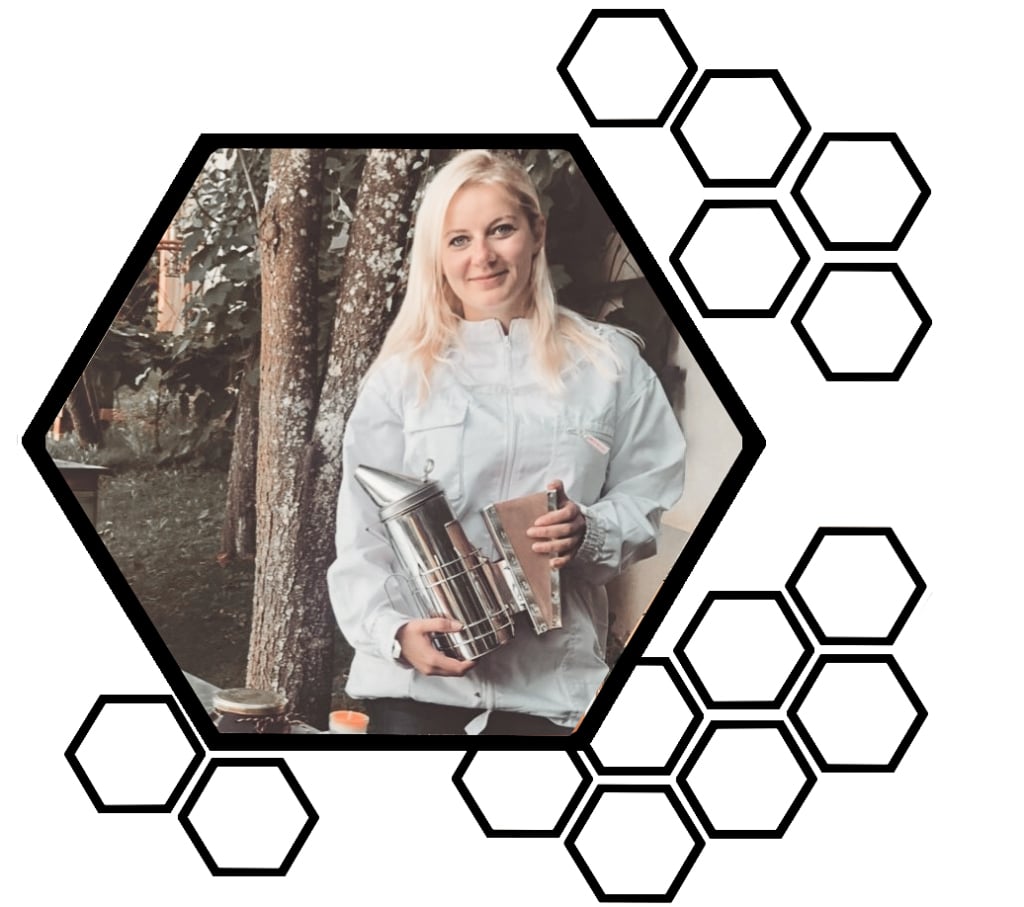 Viktoria Ertl, Workshopleiterin Bienenwachstücher und -kerzen herstellen im Retter BioGut
