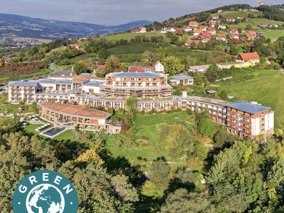 Das klimaneutrale RETTER Bio-Natur-Resort wurde erneut mit Green Globe ausgezeichnet.