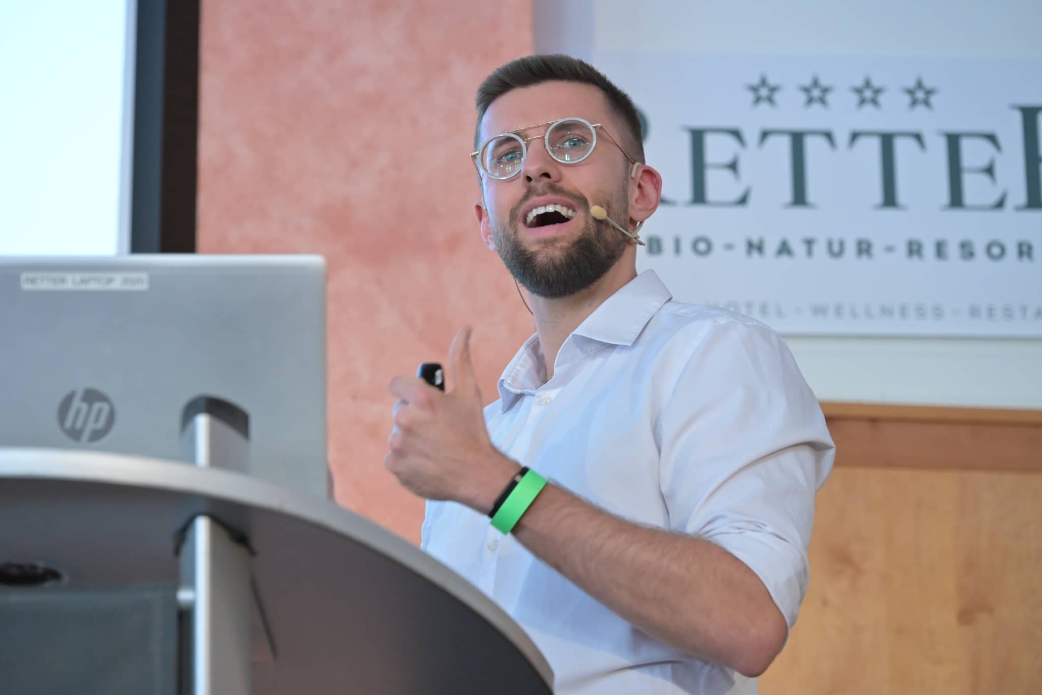 35717 Longevity with Love RETTER Bio-Natur-Resort Dr. Patrick Bansich_Keynote